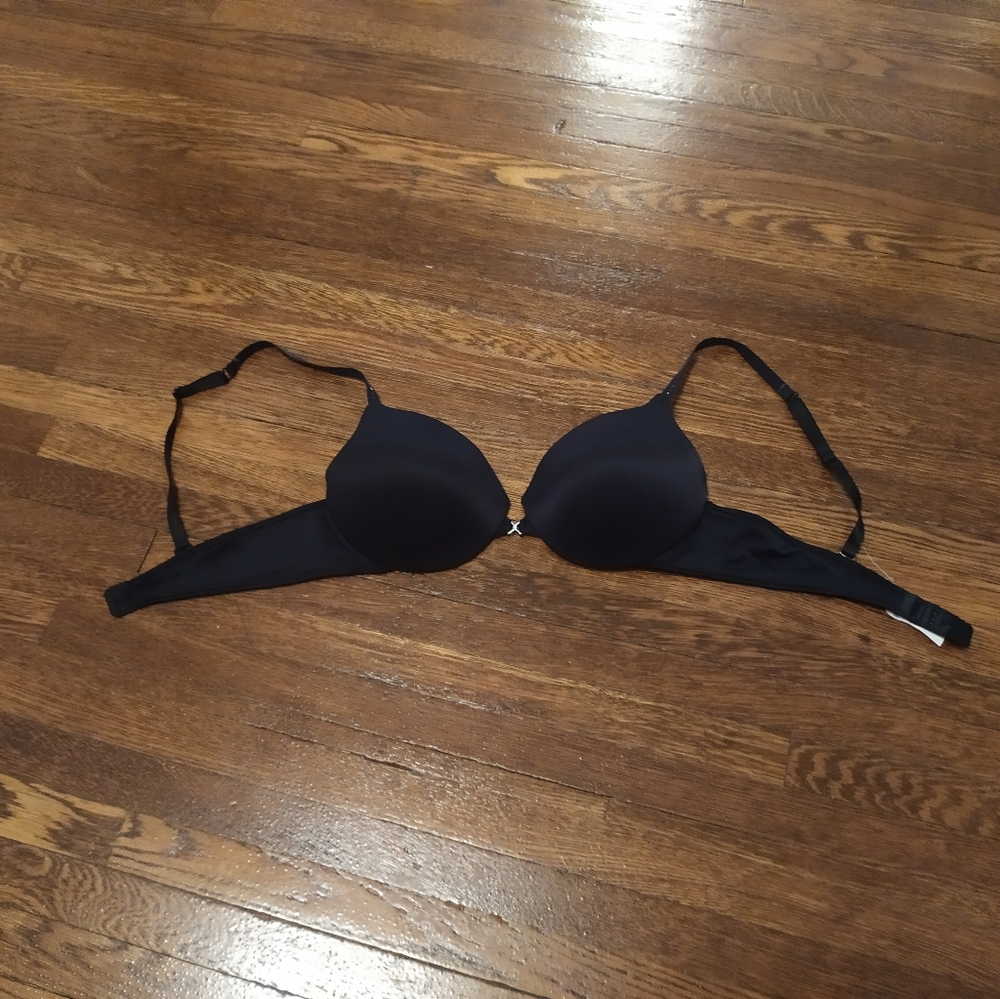 GUC black Maidenform bra sz 34C!